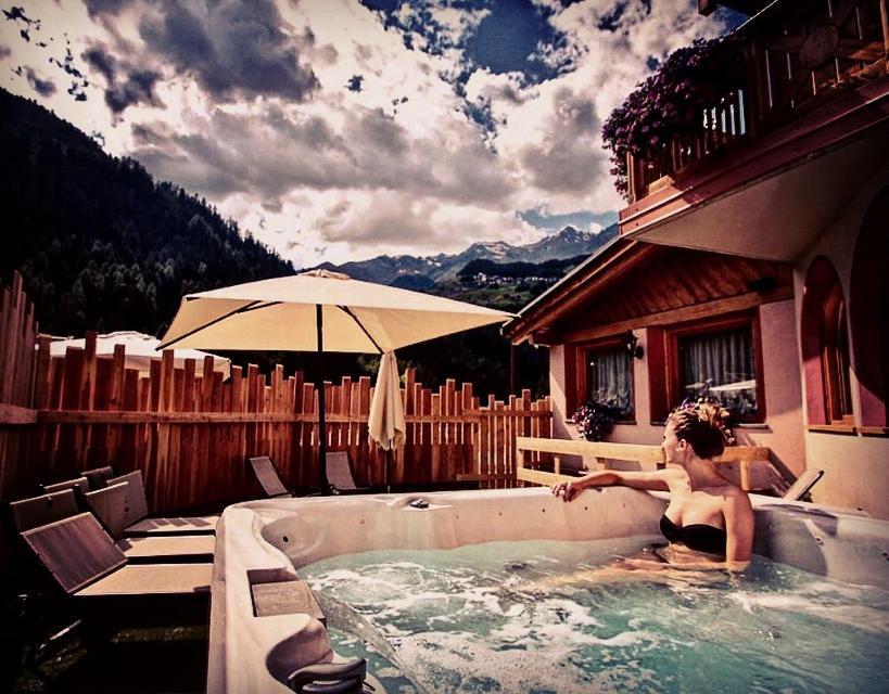 Active Hotel Gran Zebru' Cogolo Luaran gambar